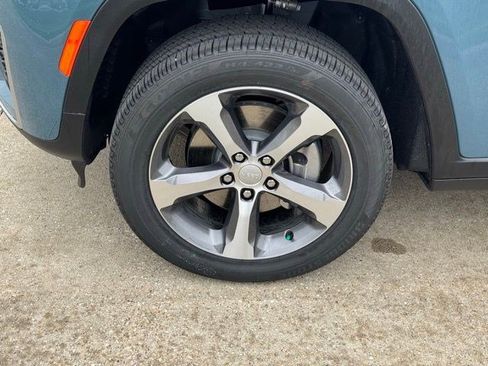 New 2026 Jeep Grand Cherokee L Limited AWD/4WD image 40