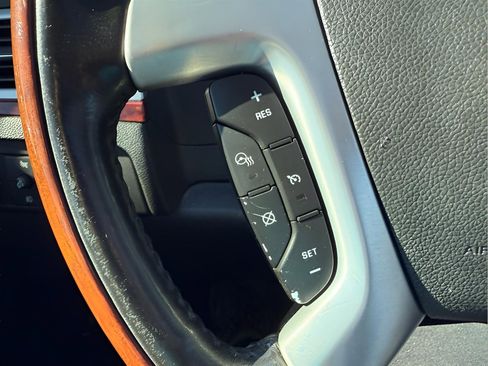 Used 2007 Cadillac Escalade 2WD w/ Information Package image 14