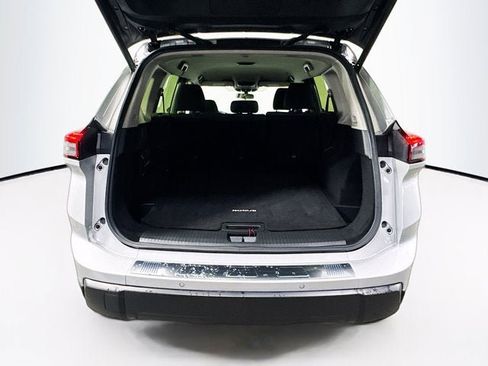 Certified 2024 Nissan Rogue SV image 20