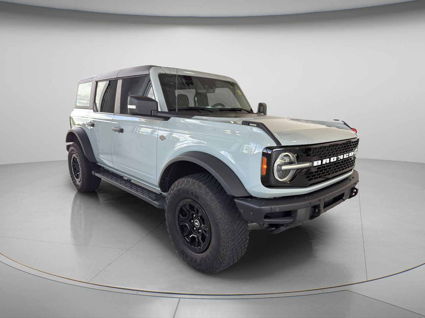Used 2023 Ford Bronco Wildtrak AWD/4WD image 12