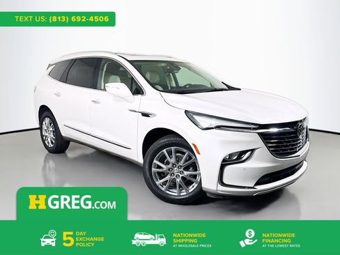 Used 2023 Buick Enclave Essence w/ Experience Buick Package FWD image 1