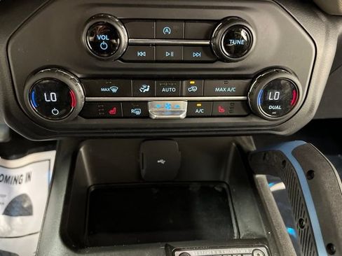 Used 2023 Ford Bronco Wildtrak AWD/4WD image 29