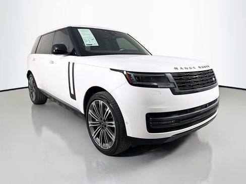 Certified 2024 Land Rover Range Rover Long Wheelbase SE image 3