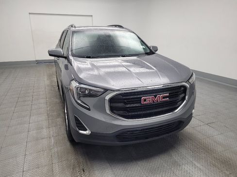 Used 2020 GMC Terrain SLE w/ Driver Convenience Package FWD image 14