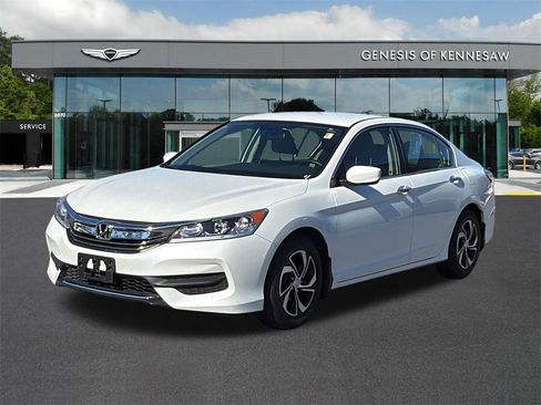 Used 2017 Honda Accord LX image 3