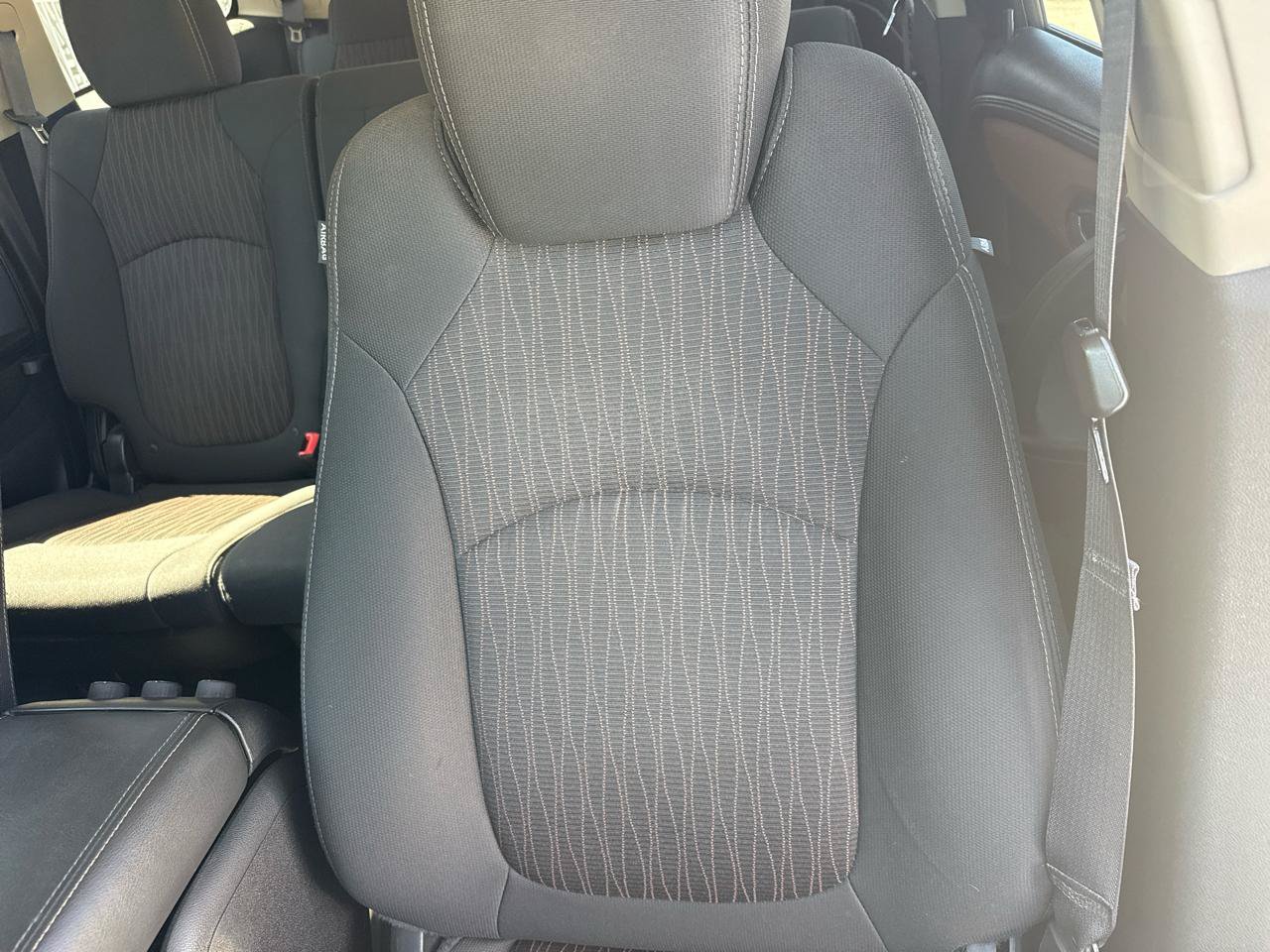 Used 2015 Chevrolet Traverse LT w/ Style and Technology Package FWD image 34