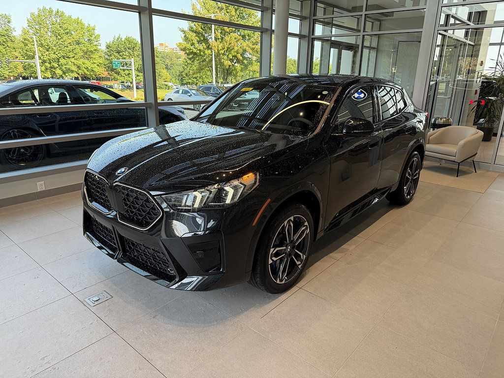 New 2027 BMW X2 xDrive28i AWD/4WD image 3