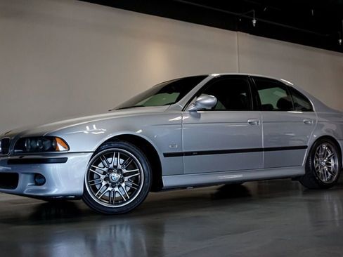 Used 2002 BMW M5 RWD image 85