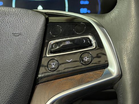 Used 2018 Cadillac Escalade ESV Premium Luxury AWD/4WD image 31