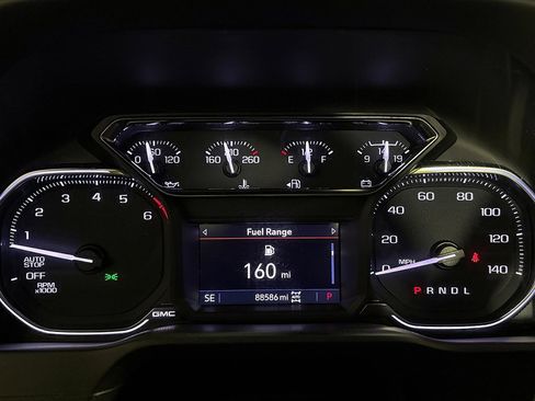 Used 2020 GMC Sierra 1500 Elevation w/ Elevation Value Package image 32