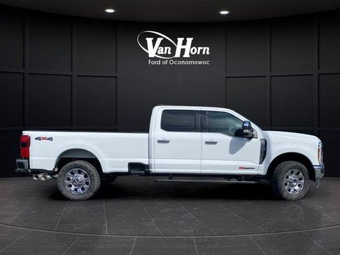 Used 2024 Ford F250 Lariat w/ Lariat Ultimate Package AWD/4WD image 8