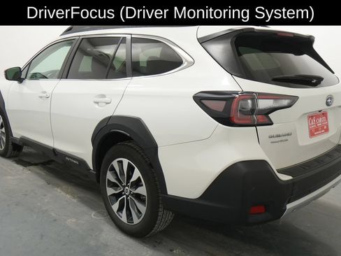 Used 2024 Subaru Outback Limited AWD/4WD image 6