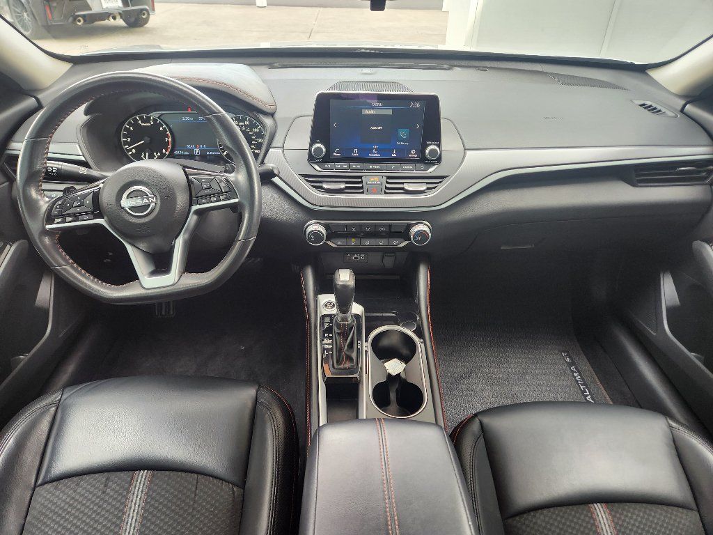 Used 2024 Nissan Altima 2.5 SR FWD image 26
