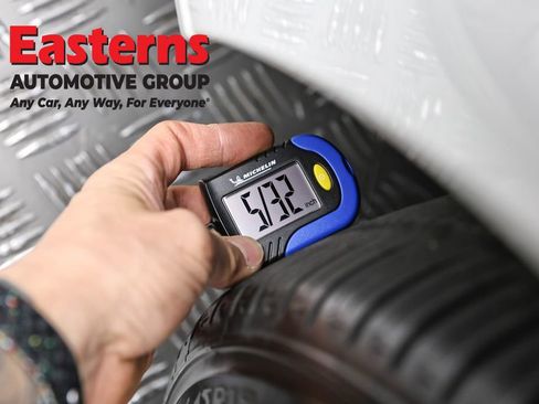 Used 2023 Tesla Model 3 Standard Range image 23