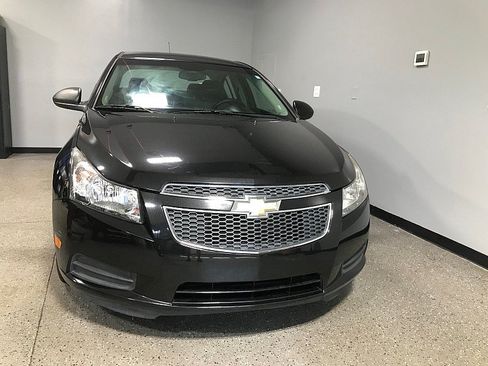 Used 2011 Chevrolet Cruze LS FWD image 8