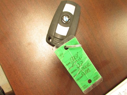 Used 2008 BMW 128i Convertible image 39