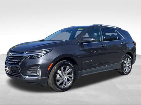 Used 2022 Chevrolet Equinox Premier image 3