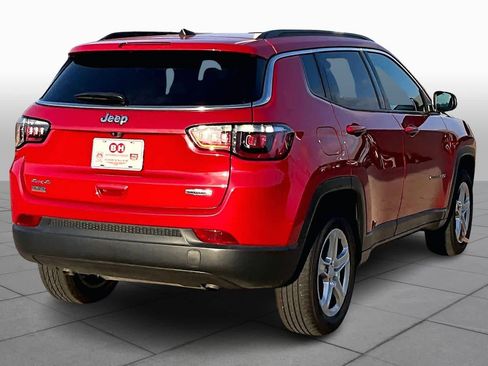 Certified 2024 Jeep Compass Latitude image 13