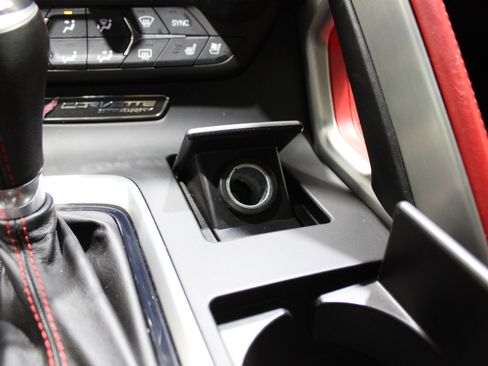 Used 2015 Chevrolet Corvette Z51 3LT w/ 3LT Preferred Equipment Group image 22