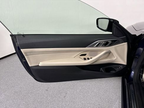 Used 2022 BMW 440i xDrive Convertible w/ Premium Package image 21