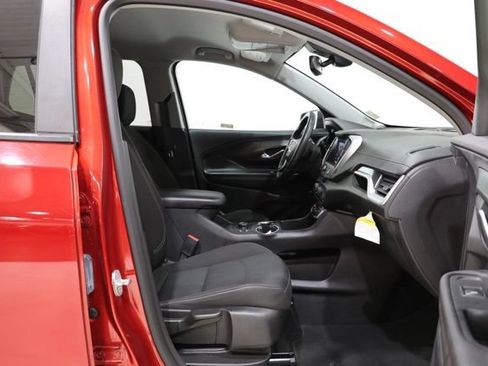 Used 2023 GMC Terrain SLE w/ Driver Convenience Package FWD image 33