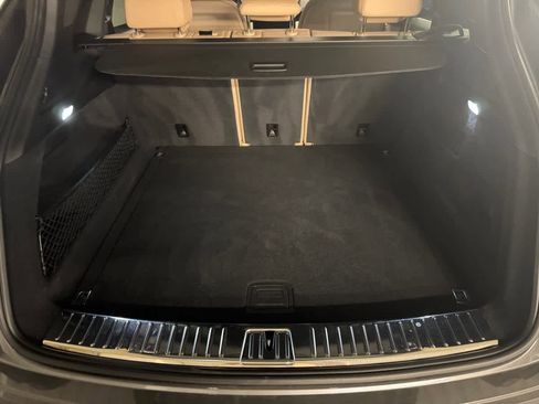 Used 2023 Porsche Cayenne image 63