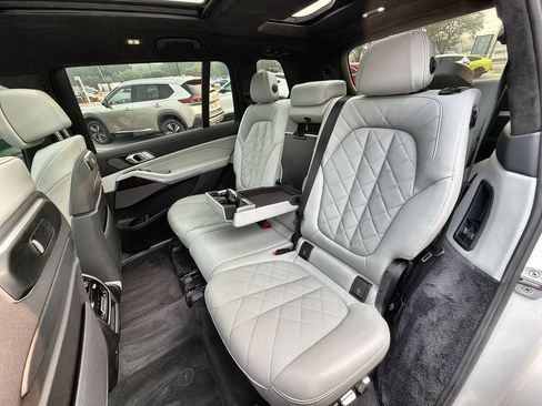 Used 2023 BMW X7 xDrive40i w/ Executive Package AWD/4WD image 27
