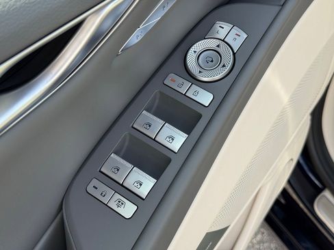 Used 2025 Genesis G80 2.5T Sport Prestige image 28