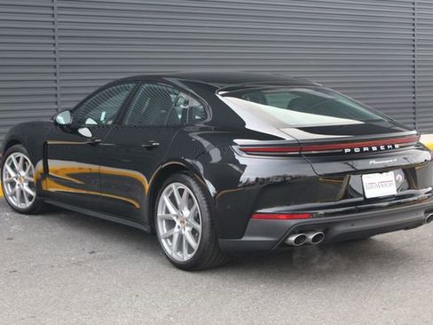 New 2025 Porsche Panamera 4 image 3