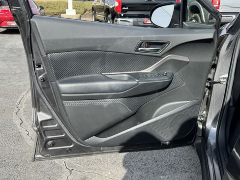 Used 2021 Toyota C-HR LE image 23