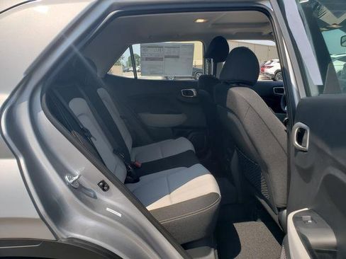 New 2025 Hyundai Venue SEL image 12