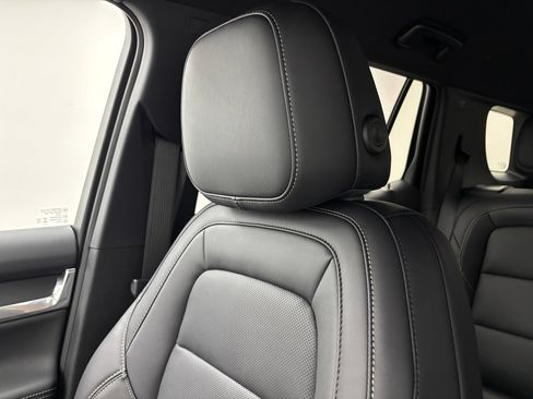 New 2027 GMC Terrain Elevation w/ Elevation Premium Package FWD image 40