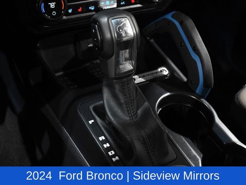 Used 2024 Ford Bronco Wildtrak image 25