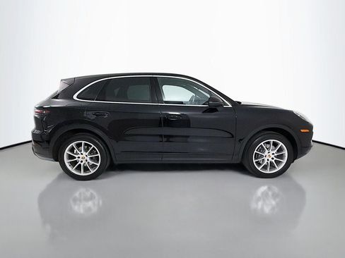 Certified 2019 Porsche Cayenne AWD/4WD image 8