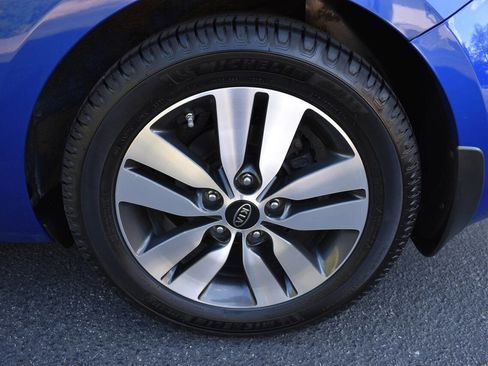 Used 2013 Kia Forte Koup EX FWD image 37