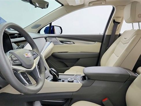 Certified 2024 Cadillac XT5 Premium Luxury w/ Technology Package image 12