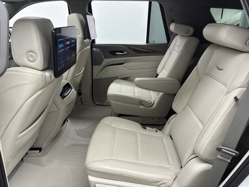Used 2023 Cadillac Escalade Sport Platinum image 46