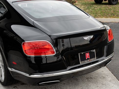 Used 2016 Bentley Continental GT image 16