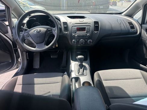 Used 2015 Kia Forte LX w/ Popular Package FWD image 8