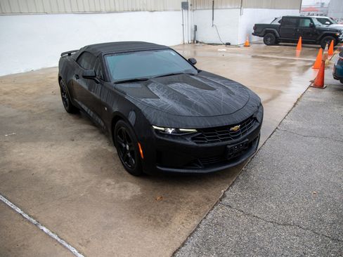Used 2022 Chevrolet Camaro LT image 8