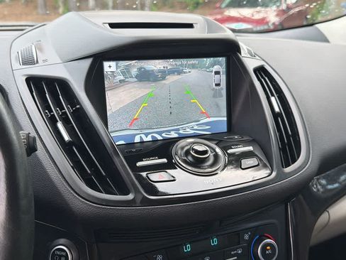 Certified 2018 Ford Escape Titanium w/ Ford Safe & Smart Package FWD image 30