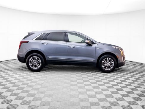 Used 2020 Cadillac XT5 Premium Luxury w/ LPO, Floor Liner Package FWD image 7