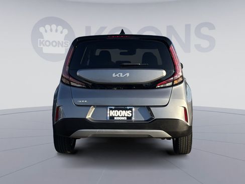 Used 2024 Kia Soul LX w/ Option Group 015 image 5