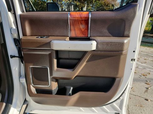 Used 2019 Ford F250 King Ranch w/ Chrome Package image 37