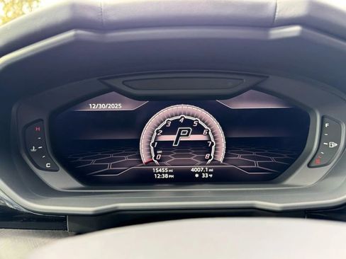 Used 2021 Lamborghini Urus image 16