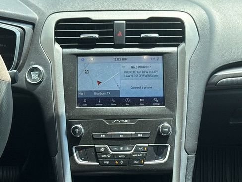 Used 2020 Ford Fusion SE FWD image 12