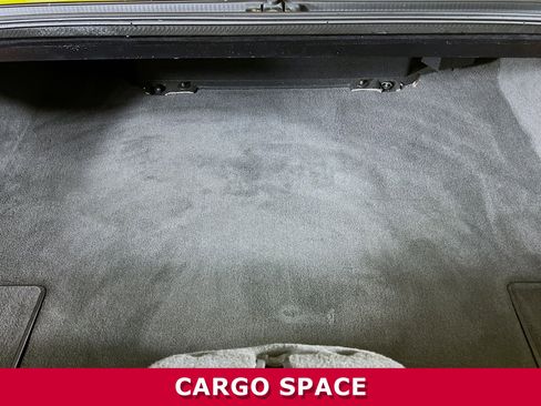 Used 2006 Chevrolet Corvette Convertible w/ Preferred Equipment Group image 21