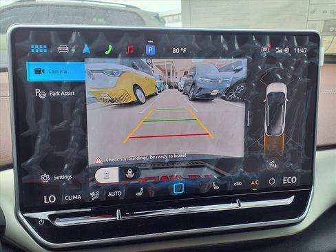 New 2025 Volkswagen ID.4 Pro image 15