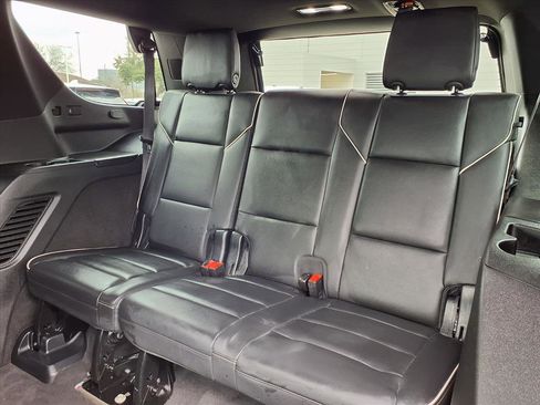 Used 2023 Cadillac Escalade Sport w/ LPO, Floor Liner Package image 18
