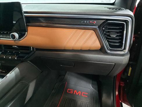 Certified 2024 GMC Canyon AT4 AWD/4WD image 23